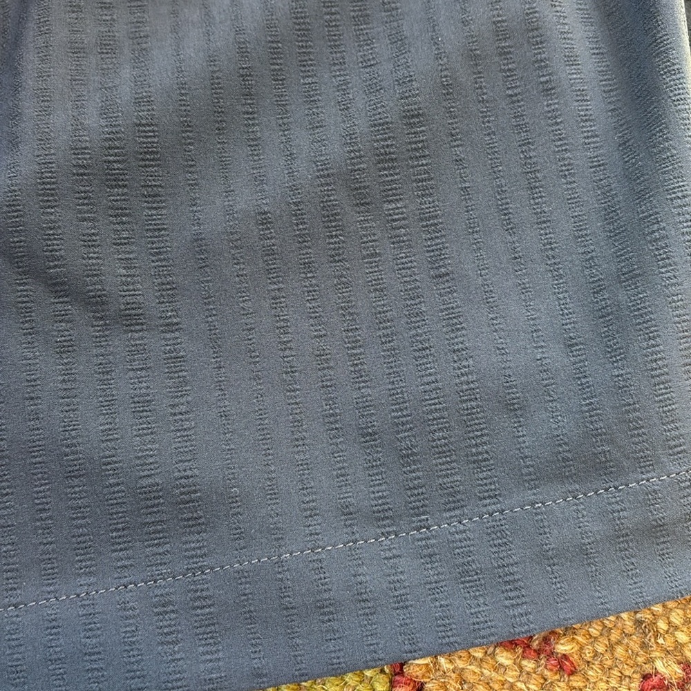 Title Nine Textured Nimbline Adjustable Skirt, L, gray, NWT - Picture 15 of 15